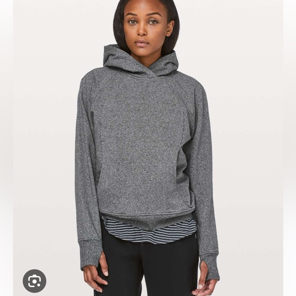 lululemon athletica Sweaters - Lululemon Scuba pullover.
